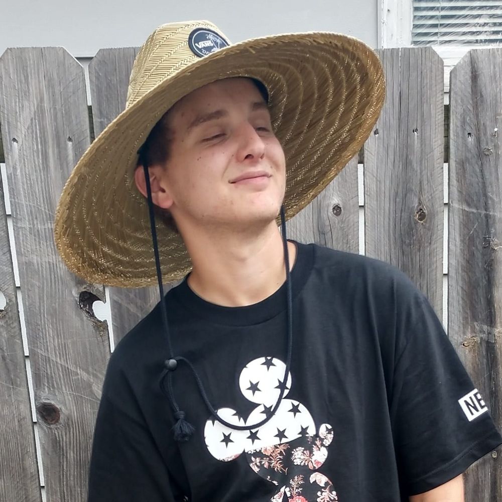 Meet your Posher, Dylan